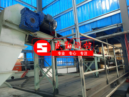 AбoϙC(j)ᘌ(du)нǶȵݔ͹ˇF(xin)(chng)ͬ